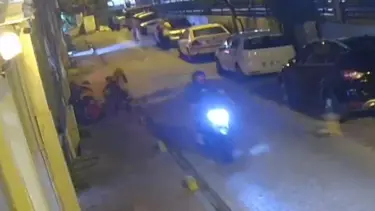 Motosikletle 2 yaşındaki çocuğa çarpıp kaçtı