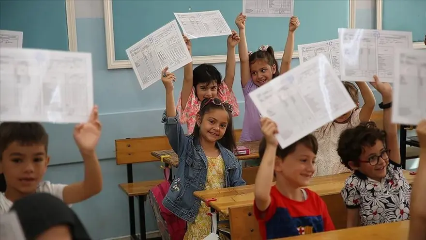 OKULLAR ERKEN Mİ KAPANACAK? 2