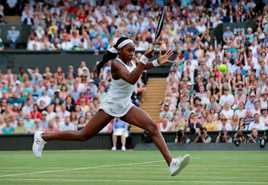 15 yaşındaki tenisçi Coco Gauff, dünya sıralamasında ilk 50'ye girdi 8
