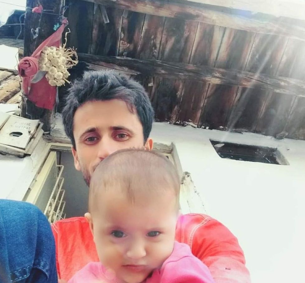 Minibüsün altında uyutulan Elif, ezilerek hayatını kaybetti