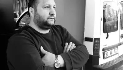 39 yaşında coronadan hayatını kaybetti