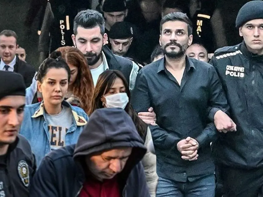 Vergi soruşturması tamamlandı: Engin Polat'a 65 yıl, Dilan Polat'a 32 yıl hapis istemi | "Devlete bir borcumuz, bir hatamız varsa ödemek isteriz" 4