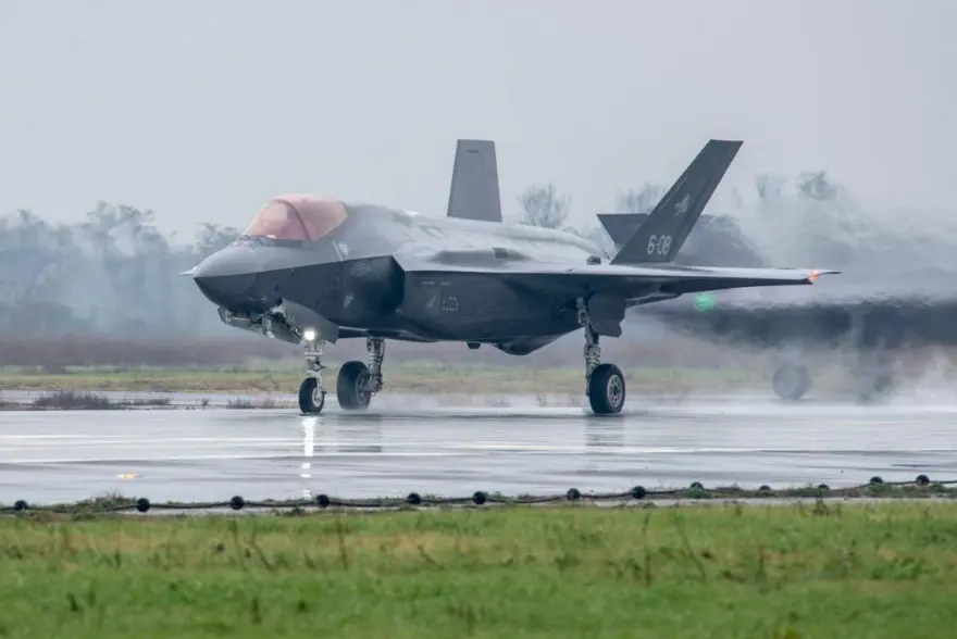 Baba fantom F-35'le karşılaştı, tatbikatın yıldızı oldu  2