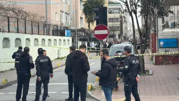 İstanbul'da sokak ortasında kadın cinayeti