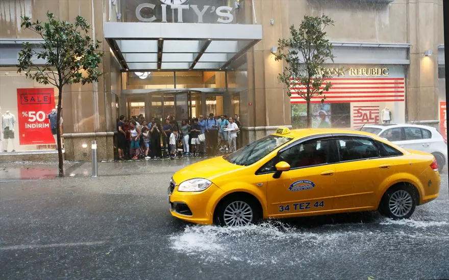 İstanbul'da etkili yağış (20 dakikalık kabus) 61
