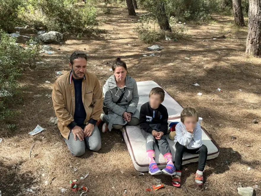 İzmir'de ormanda yaşayan aile için harekete geçildi 2 İzmir'de ormanda yaşayan aile için harekete geçildi 2