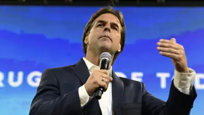 Uruguay'da seçimin galibini 29 bin oy belirleyecek