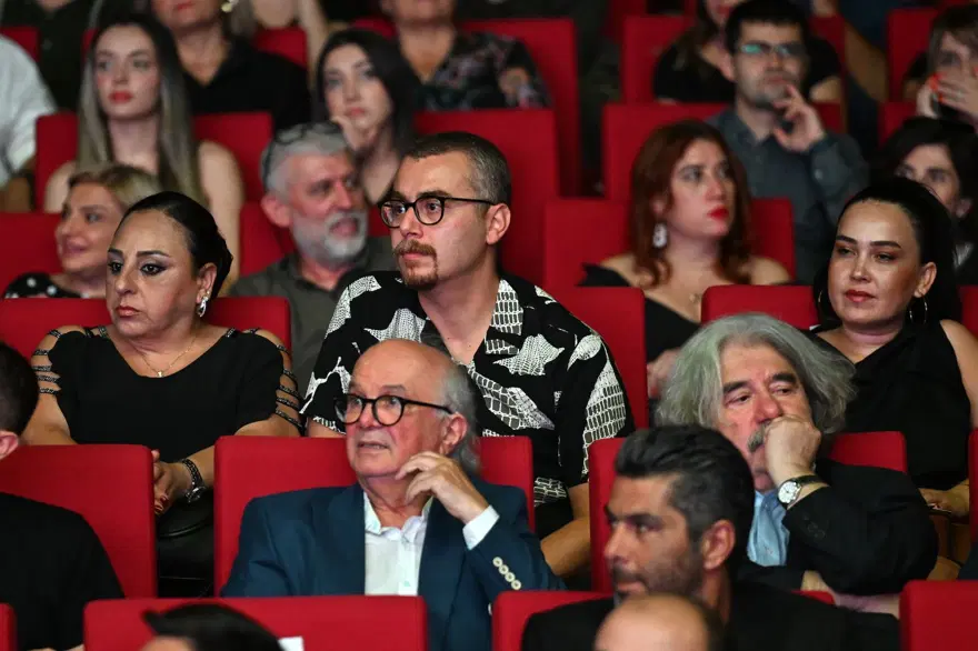 Altın Koza Film Festivali ödülleri sahiplerini buldu 18 Altın Koza Film Festivali ödülleri sahiplerini buldu 18