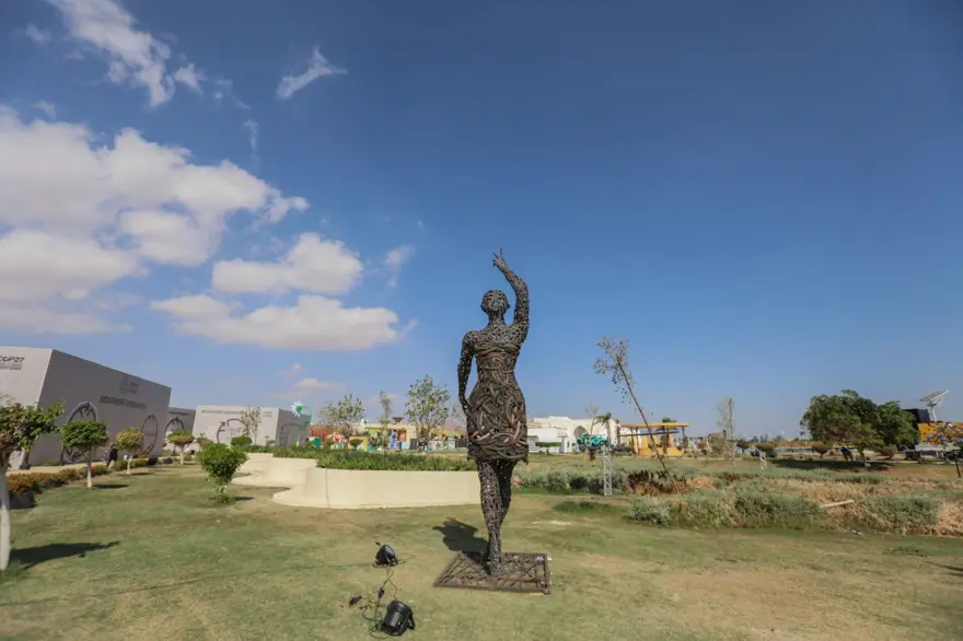 Mısır'daki BM İklim Zirvesi'nde geri dönüşüm malzemelerinden sanat eserleri 12