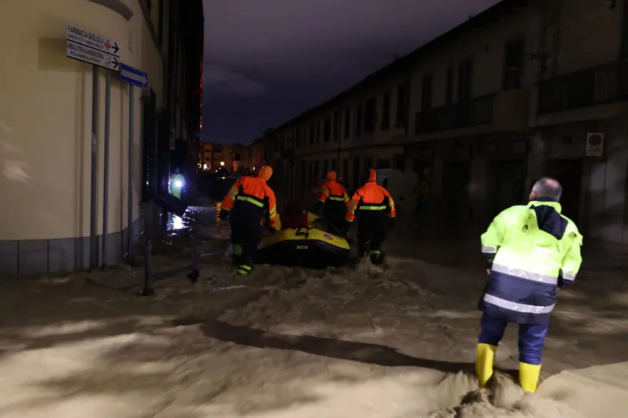 İtalya'da sel ve şiddetli rüzgar: 5 ölü 11