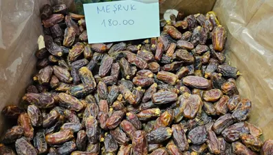 İftar ve sahurun olmazsa olmazı hurma satışlarında yoğunluk