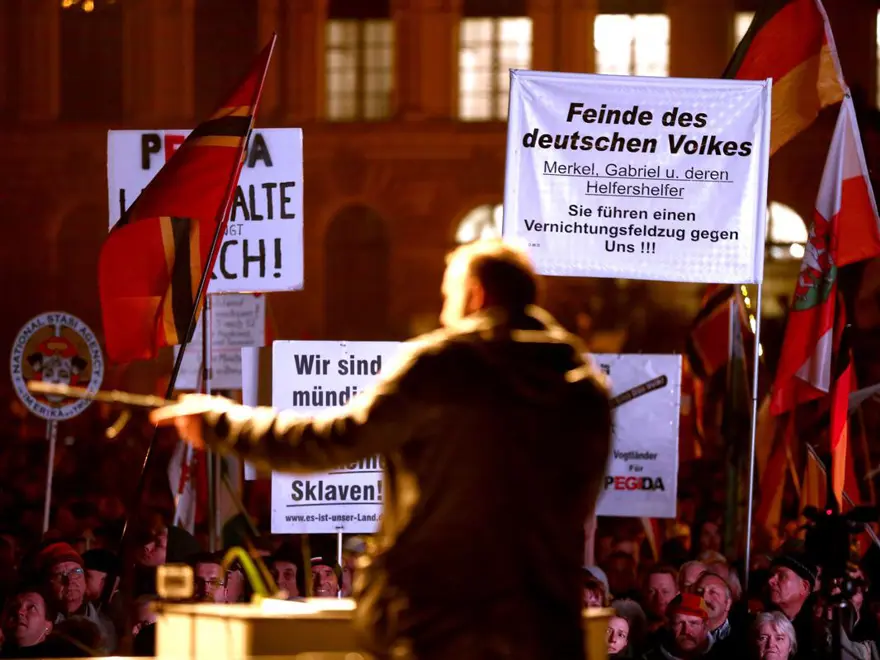 İslam karşıtı PEGIDA'dan 1. yıl gösterisi 4