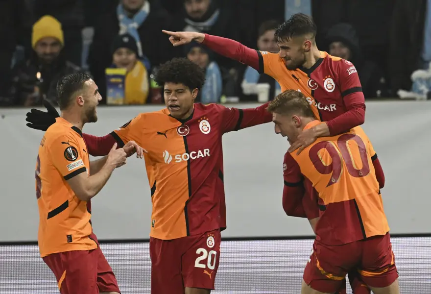 GALATASARAY'DA 3 KİŞİ EKSİK 4