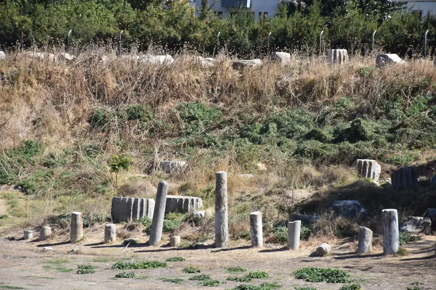 İzmir'deki dünya harikası Artemis Tapınağı tarihi dokusuna kavuşuyor 4 İzmir'deki dünya harikası Artemis Tapınağı tarihi dokusuna kavuşuyor 4
