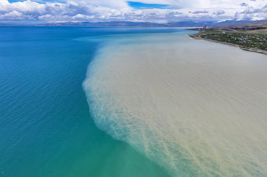 "RENK FARKLILIKLARI OLUŞTU" 6