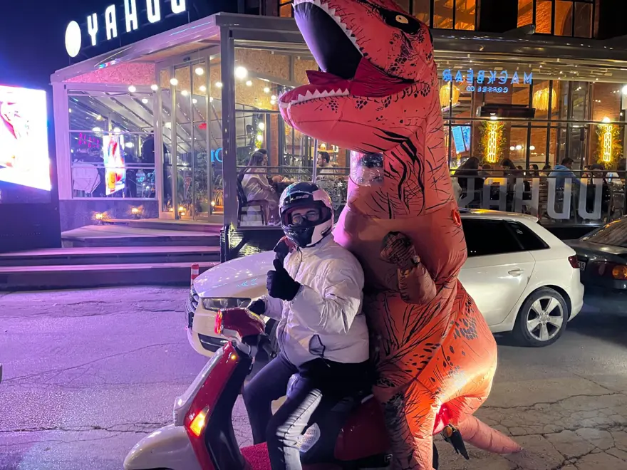 "İNSANLARI BİR NEBZE MUTLU ETMEK İSTEDİM" 3