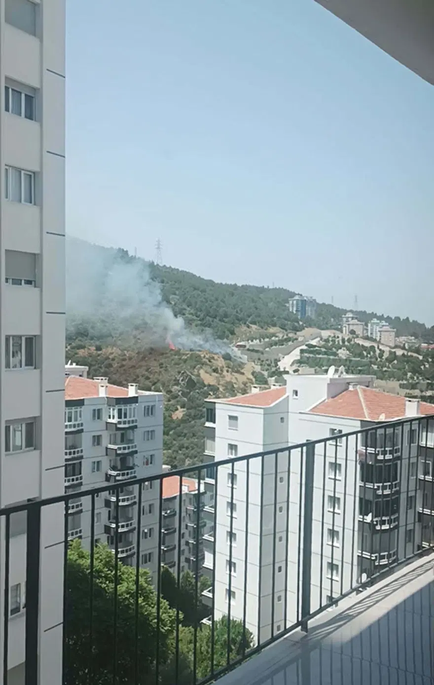 İZMİR’DEKİ YANGIN KONTROL ALTINDA: 1 KİŞİ GÖZALTINA ALINDI 3