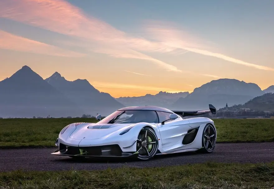 Koenigsegg Jesko 32