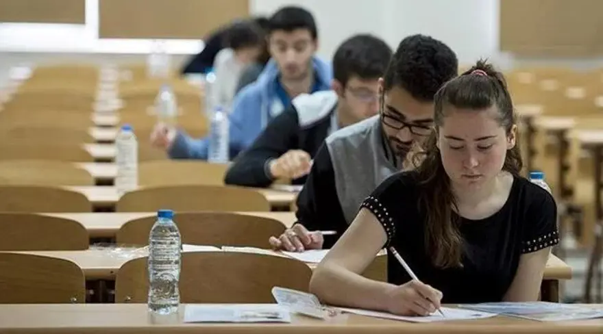 Üniversitelerde son durum: Üniversiteler açılacak mı, ne zaman açılacak? YÖK Başkanı'ndan hibrit eğitim açıklaması 2 Üniversitelerde son durum: Üniversiteler açılacak mı, ne zaman açılacak? YÖK Başkanı'ndan hibrit eğitim açıklaması 2