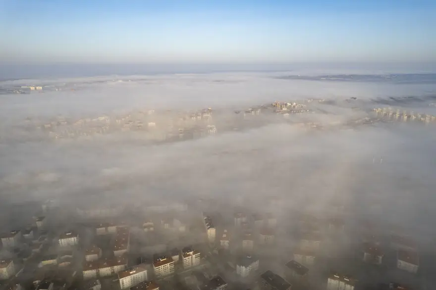 İstanbul yeni güne sisle başladı 18