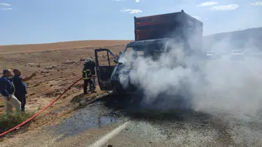 Kurtarıcı araç alev topuna döndü