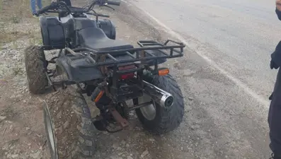 ATV devrildi, iki kişi yaralandı