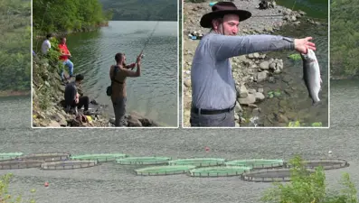 Baraj gölünde balık kafesi yırtıldı, oltasını alan gölekoştu