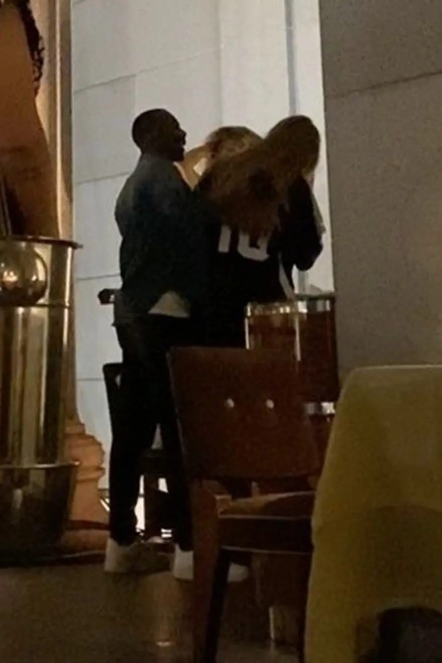 Adele yeni aşkını resmen ilan etti 3