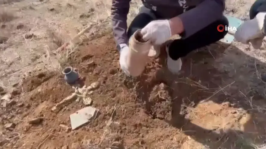 KAZMA KÜREK VERİP KAZI YAPTIRDILAR 1