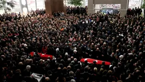 İzmir şehitleri için tören