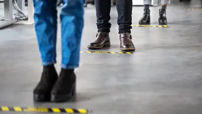 CDC: Sosyal mesafe devri sona erdi