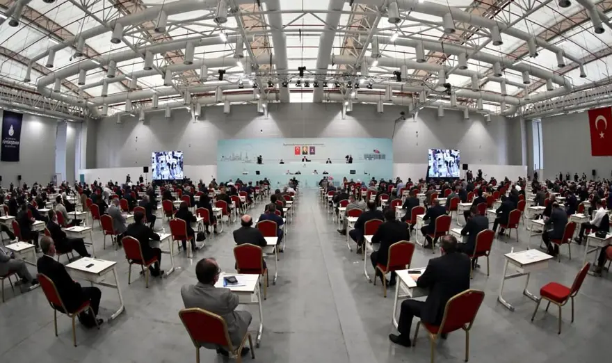 İBB Meclisi'nde maskeli olağanüstü toplantı 6 İBB Meclisi'nde maskeli olağanüstü toplantı 6