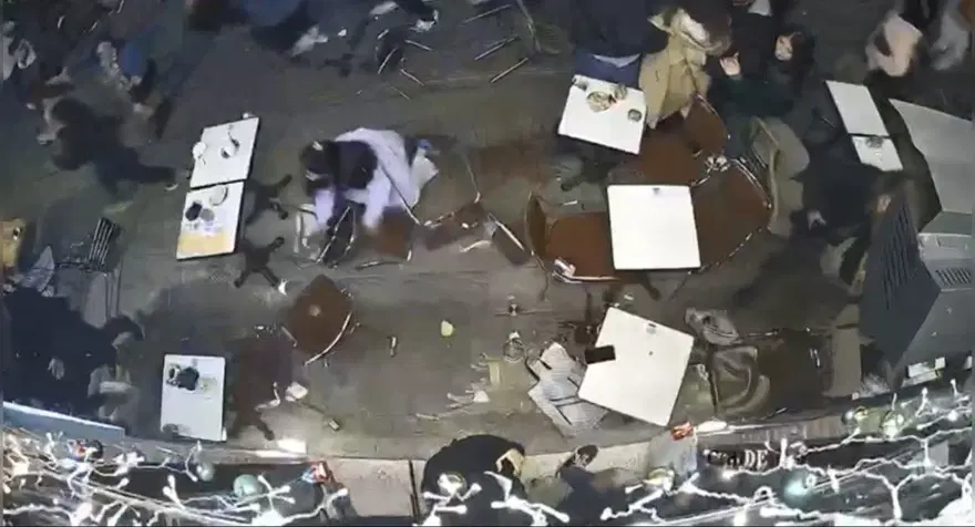 Galata'da şüpheli çanta paniği 3 Galata'da şüpheli çanta paniği 3