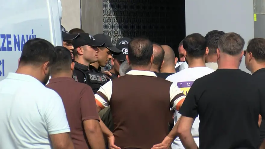 YAKINLARI GÖZYAŞLARINA BOĞULDU 4