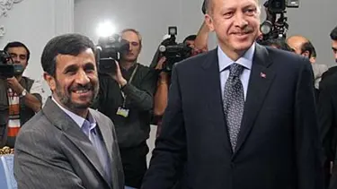 İngiliz gazete AK Parti'yi kızdırdı