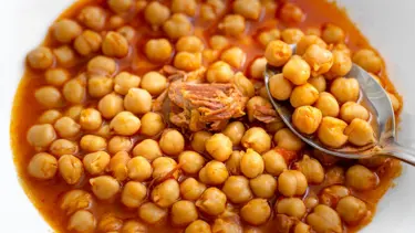 Nohut yemeği tarifi. Hint usulü etsiz nohut yahni nasıl yapılır?