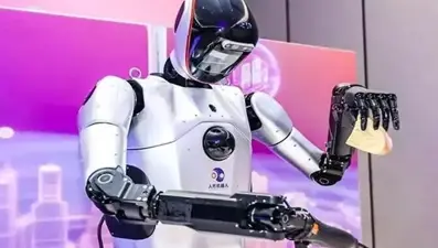 Çin'den geleceğin robotu: Tek beyinle çoklu görev dönemi başladı!