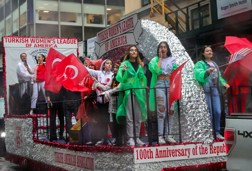 New York'ta Türk günü yürüyüşü 12