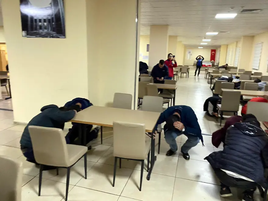 KYK yurtlarında eş zamanlı deprem tatbikatı 8