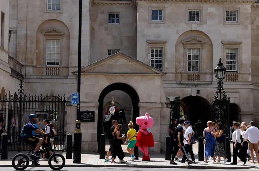 Dünyada en sıcak gün rekoru kırıldı: "6 Temmuz" tarihe geçti 12 Dünyada en sıcak gün rekoru kırıldı: "6 Temmuz" tarihe geçti 12