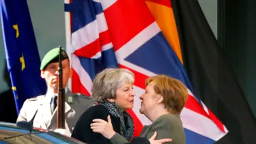 Almanya Başbakanı Merkel, İngiliz mevkidaşı May ile görüştü