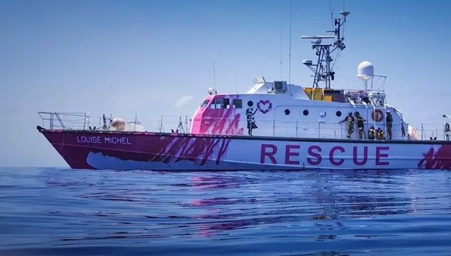 Sanatçı Banksy'nin gemisinden yardım çağrısı 1