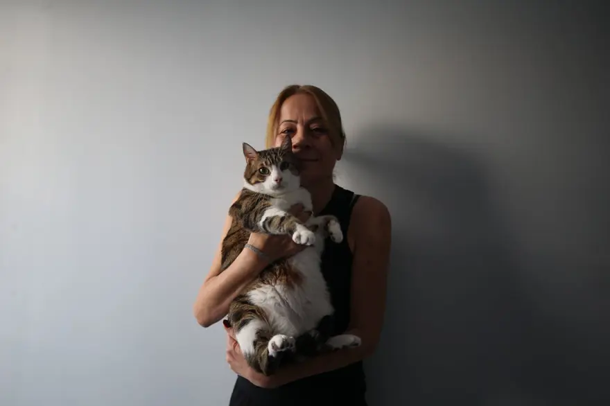 Obez kedi Cüce'ye özel diyet: 18 kedisini sokağa bırakmadı müstakil eve taşındı 8