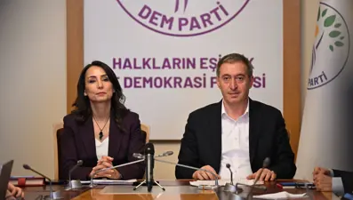 Öcalan'ın silah bırakma çağrısı | DEM Parti: Siyasi parti turuna haftaya başlayacağız