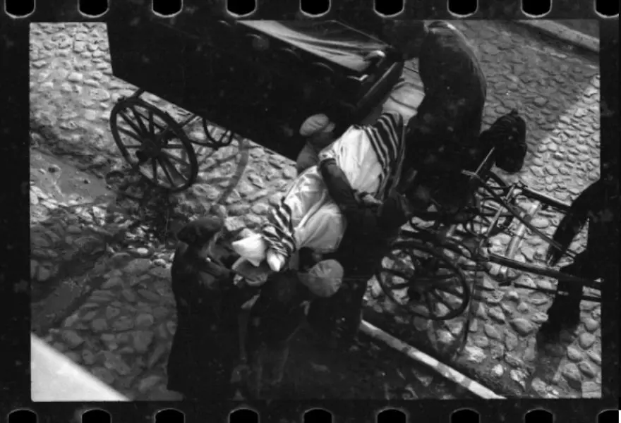 Nazi vahşetini gizlice fotoğrafladı 48