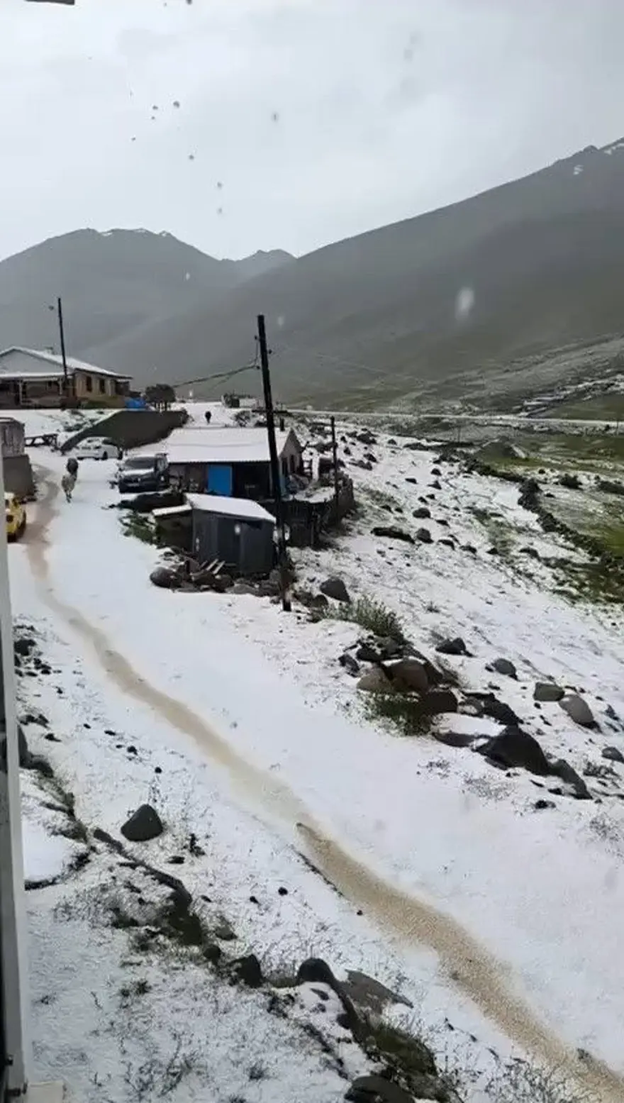 Ovit Yaylası'na Haziran ayında kar sürprizi 3