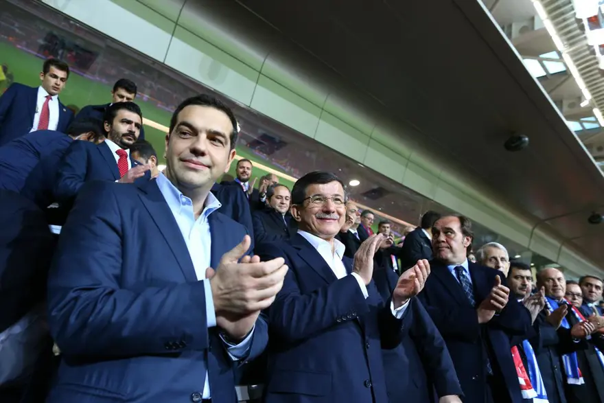 Davutoğlu ile Çipras maçı birlikte izledi 2