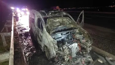 Kahramanmaraş’ta seyir halindeki araç yandı