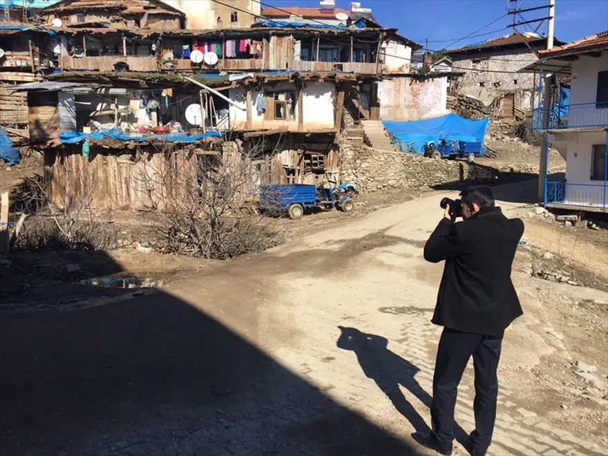 İç içe 35 ev! Burası Nepal değil Manisa 12