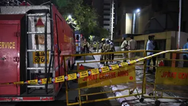 Hindistan'da Covid-19 hastanesinde yangın: 8 ölü